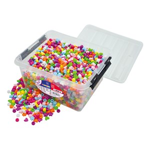 Plastpärlor i back 3600 st