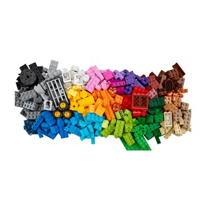 LEGO® Fantasiklosslåda 790 delar
